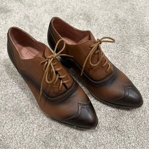 American Duchess Londoner Edwardian oxfords